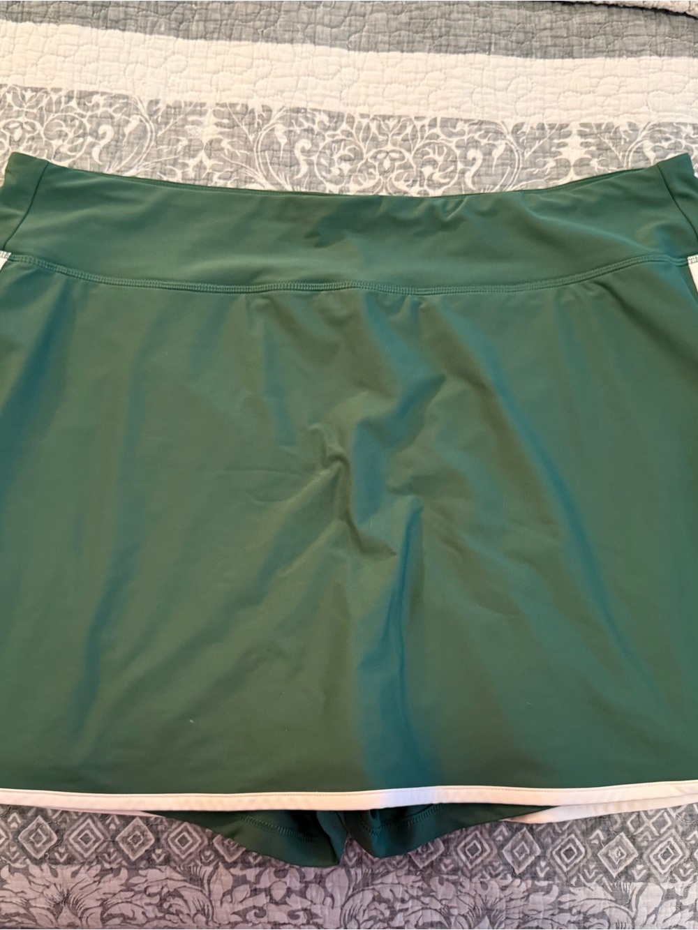 Old Navy Green High-Rise Active Skort